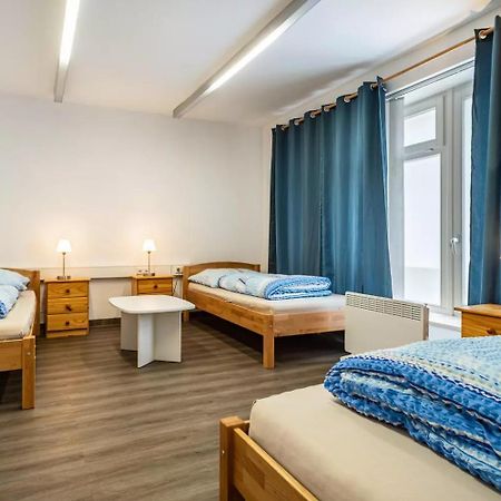 Nguyen Le 3 Schlafzimmer, 7 Bette,Dusche, 2 Wc , Kueche Ab 2 Uebernachtungen Neukirch  Екстер'єр фото