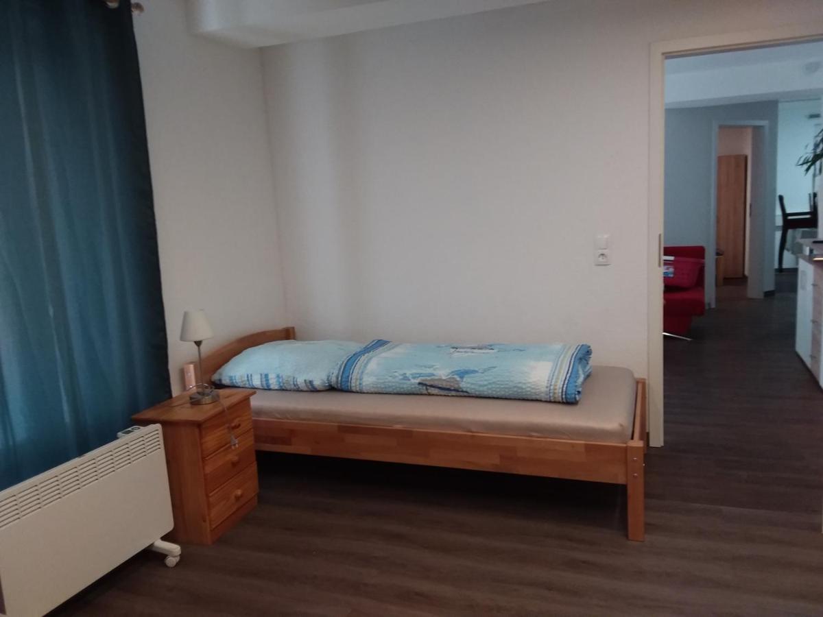 Nguyen Le 3 Schlafzimmer, 7 Bette,Dusche, 2 Wc , Kueche Ab 2 Uebernachtungen Neukirch  Екстер'єр фото