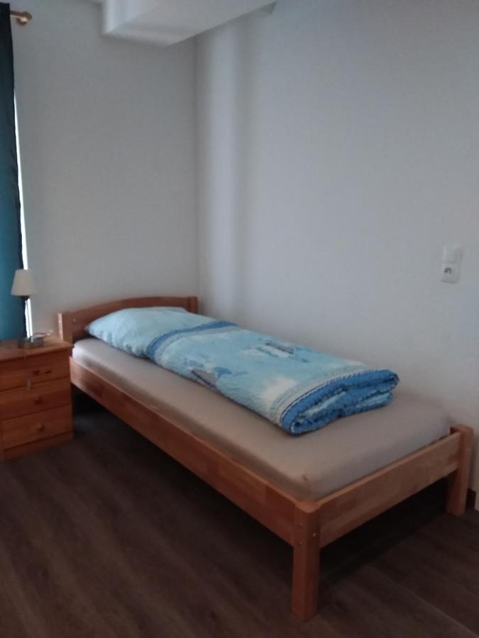 Nguyen Le 3 Schlafzimmer, 7 Bette,Dusche, 2 Wc , Kueche Ab 2 Uebernachtungen Neukirch  Екстер'єр фото
