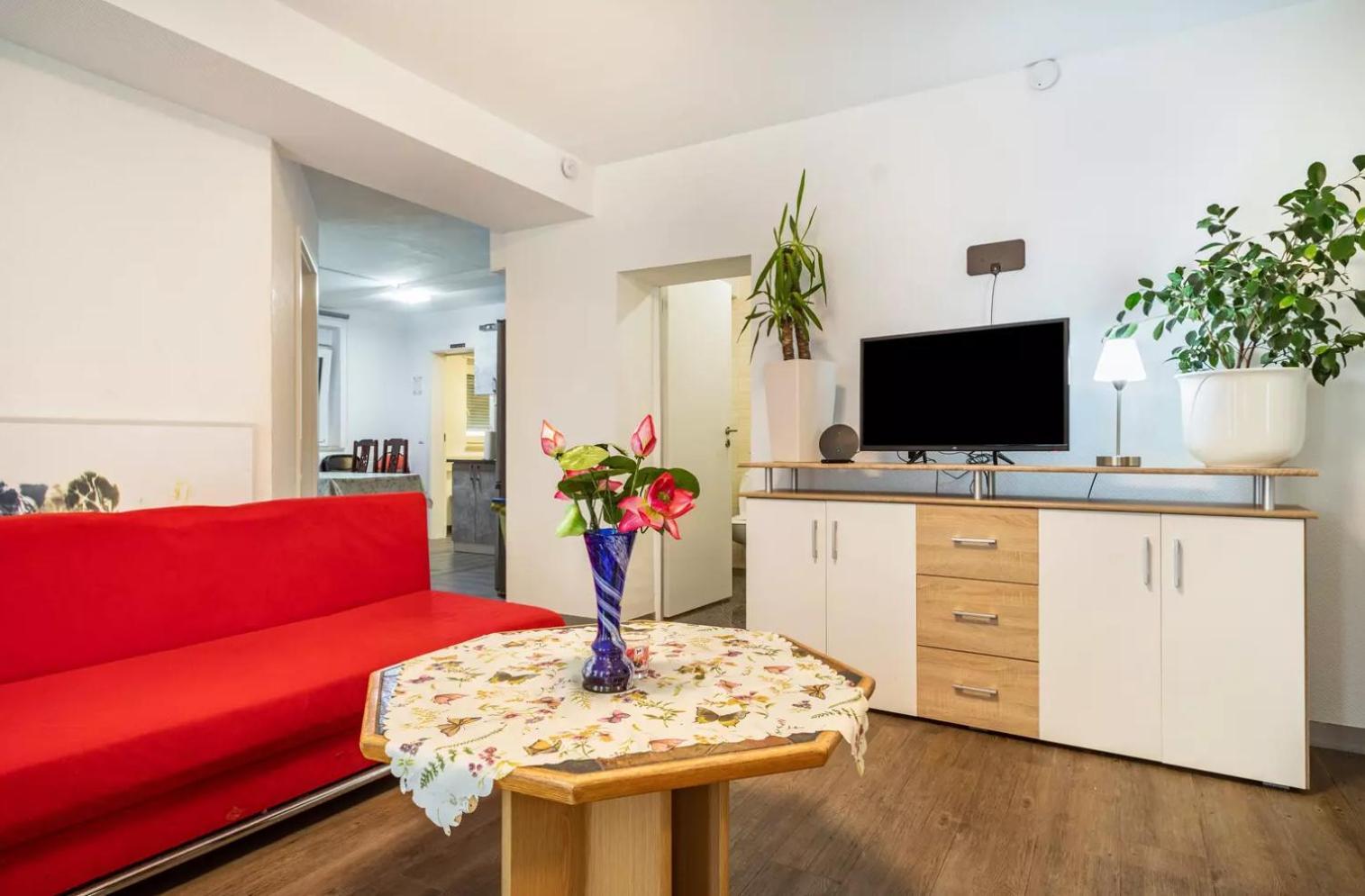 Nguyen Le 3 Schlafzimmer, 7 Bette,Dusche, 2 Wc , Kueche Ab 2 Uebernachtungen Neukirch  Екстер'єр фото